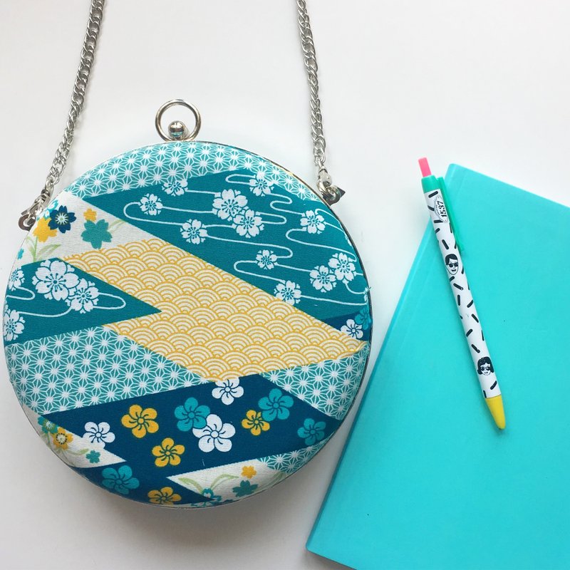 双面湖水蓝点花纯棉布小圆包 — 可手拿/斜背两用 - 侧背包/斜挎包 - 棉．麻 绿色