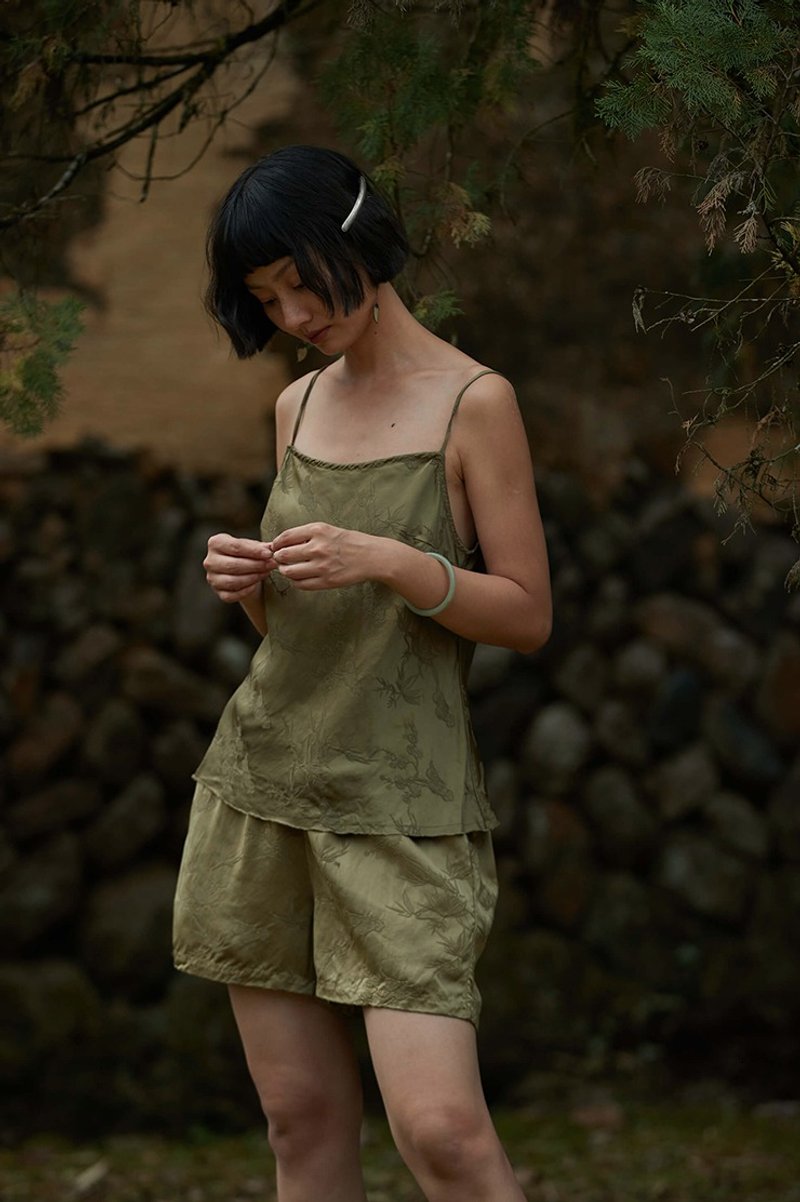法式复古 天丝提花吊带内搭背心 萤绿 - 女装背心 - 丝．绢 绿色