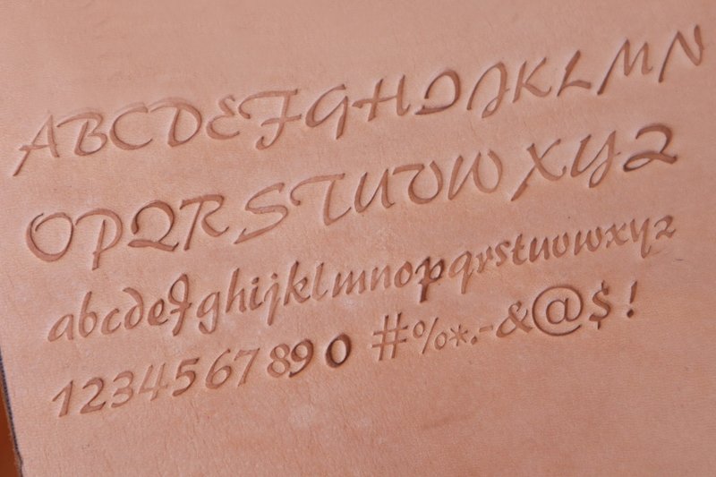 烫金、烙印定制化英文字母、数字、符号 - 其他 - 其他材质 多色