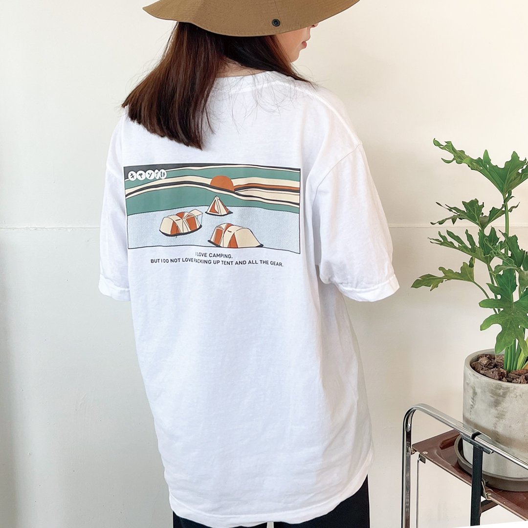 露营社 Kyanpu-Bu キャンプ 插画短袖T恤 - 中性连帽卫衣/T 恤 - 棉 白色