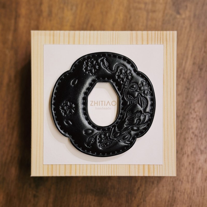 原创手工制作牛皮剑道木刀镡 御先稻荷 黑色 木刀锷 Tsuba - 运动配件 - 真皮 黑色