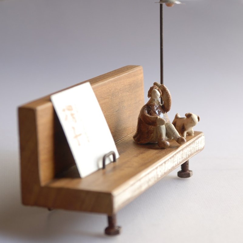 楞子手作/陶偶微景名片座/照片架/生日礼/母亲节/A-6 - 文件夹/资料夹 - 木头 咖啡色