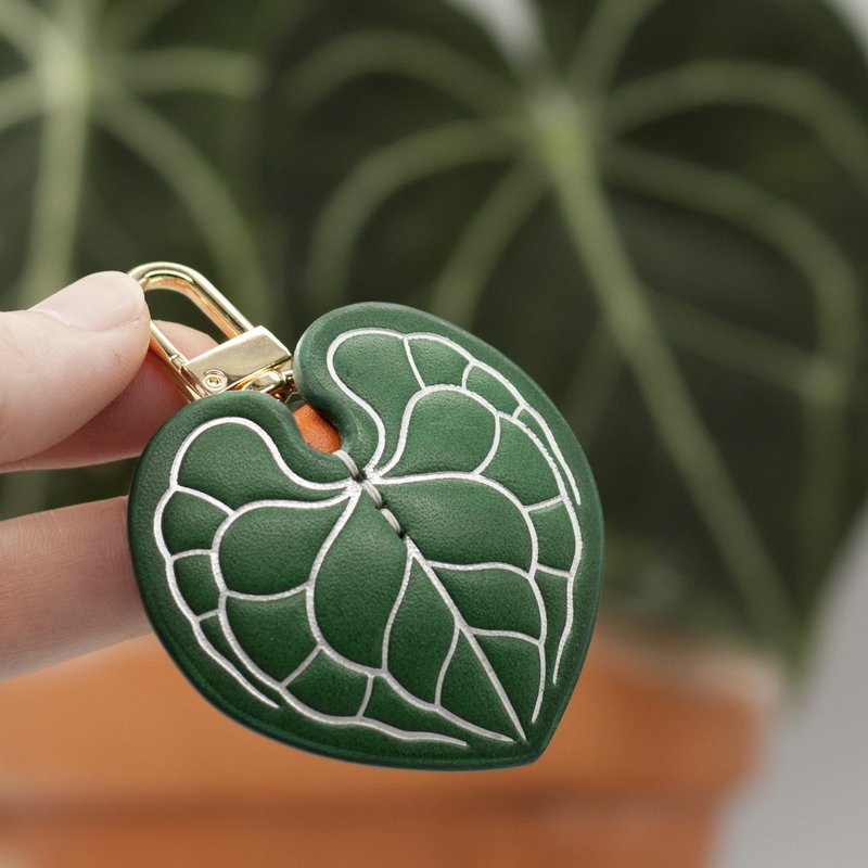 HANS -  圆叶花烛 / 明脉花烛 / Anthurium clarinervi 吊饰 - 钥匙链/钥匙包 - 真皮 多色