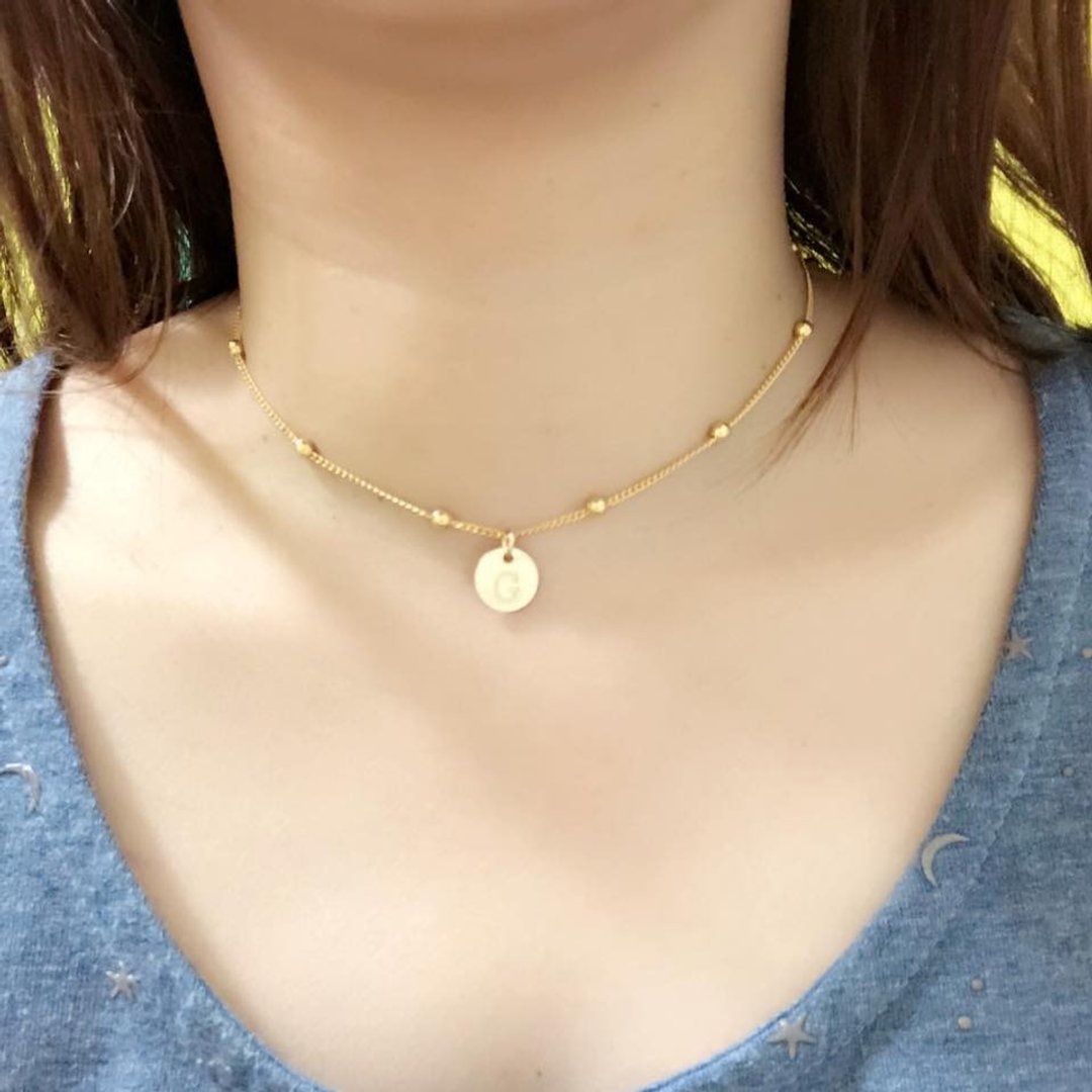 英文字母 个人化 Choker 金色 短颈链 项链 颈链 生日礼物 圣诞礼物 闺蜜 结婚礼物 Christmas 极简 毕业礼物  伴娘礼物 - 颈链 - 其他金属 金色