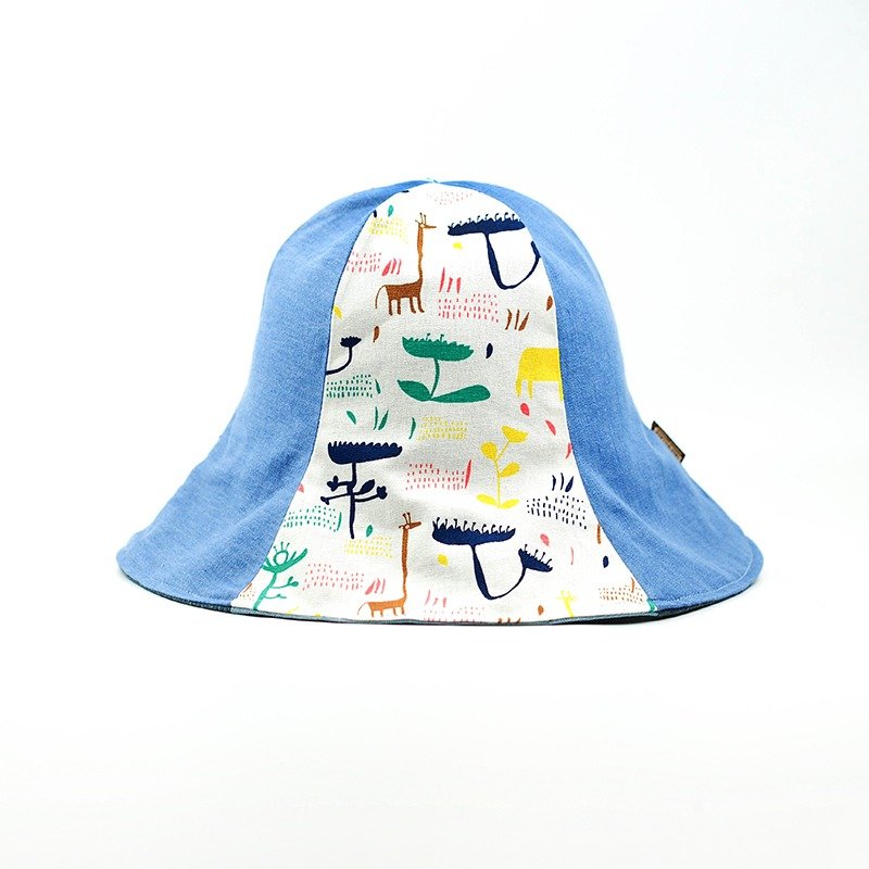 小牛村 Calf Village 手工双面帽 定制化 遮阳帽 动物插画 长颈鹿 {长颈鹿的花森林}【H-317】 - 帽子 - 棉．麻 白色