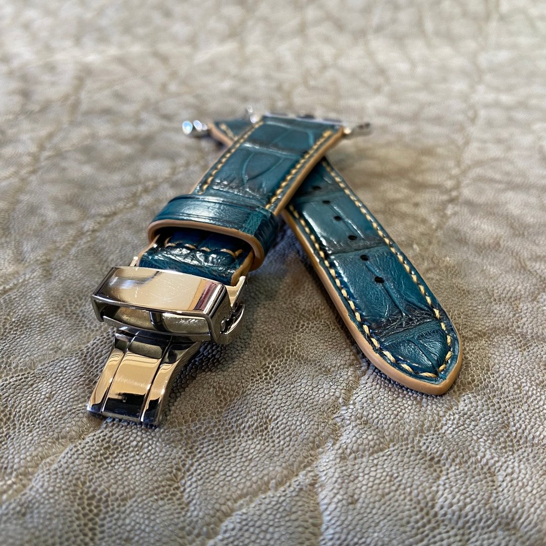 Apple Watch 表带 / 手工缝制・鳄鱼皮・钴绿色 适用 42/44/45/46/49mm 表带 Apple Watch 表带 日本制造 - 表带 - 真皮 绿色