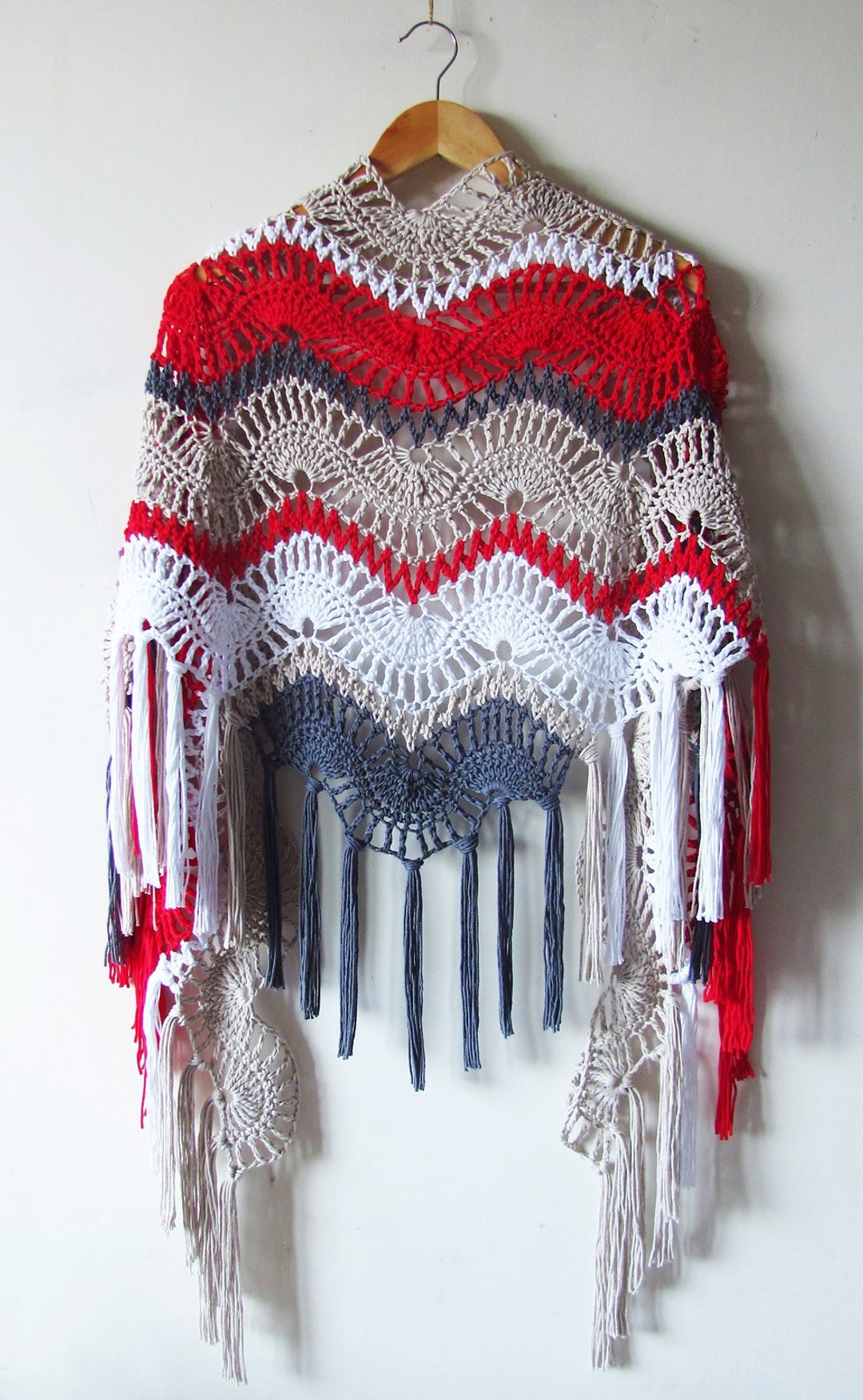 Handmade Crochet One-of-A-Kind Cotton Shawl - Cloudburst Shawl - 围巾/披肩 - 棉 多色