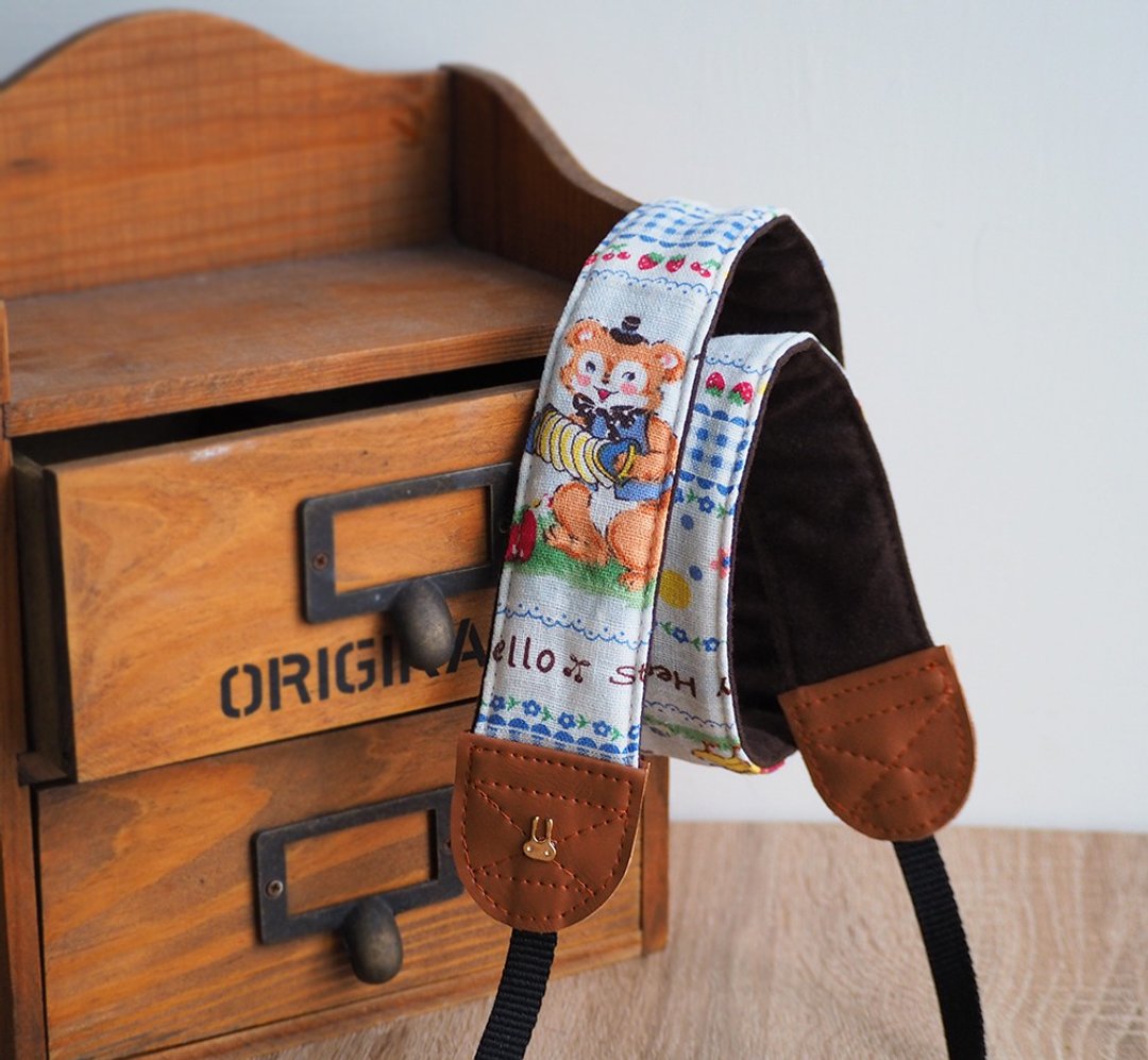 绝版商品 | 手作减压相机背带 手机绳手机带 (熊熊鸭子兔子-蓝) - 挂绳/吊绳 - 棉 黄色