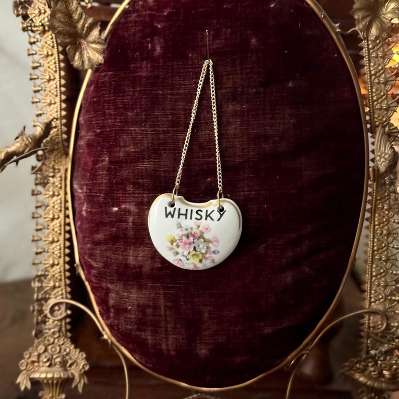 *50677-珍藏欧洲古董手绘骨瓷 WHISKY 威士忌酒牌 - 酒杯/酒器 - 瓷 