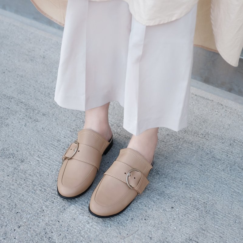 立体加高剪裁! 慵懒扣饰穆勒鞋  裸 全真皮 MIT -小麦色 - 男女凉鞋 - 真皮 卡其色