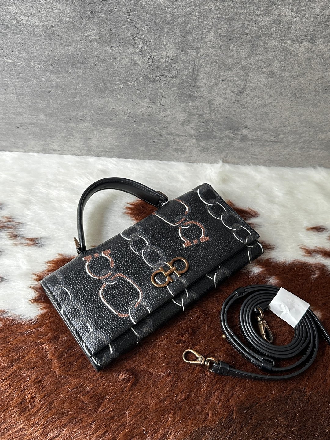 中古包 Ferragamo 菲拉格慕 黑色 Links Print 迷你法棍链条钱包 - 手提包/手提袋 - 真皮 黑色