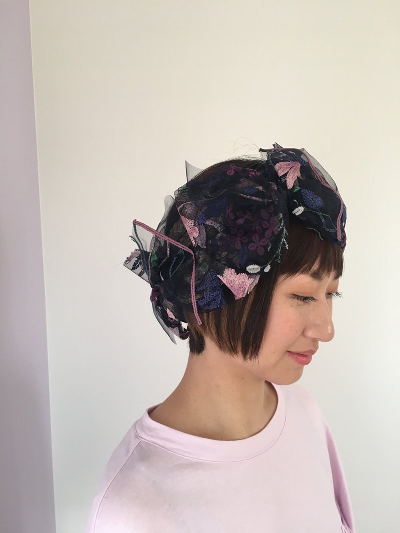 flower embroidery/Navy - 发饰 - 聚酯纤维 蓝色