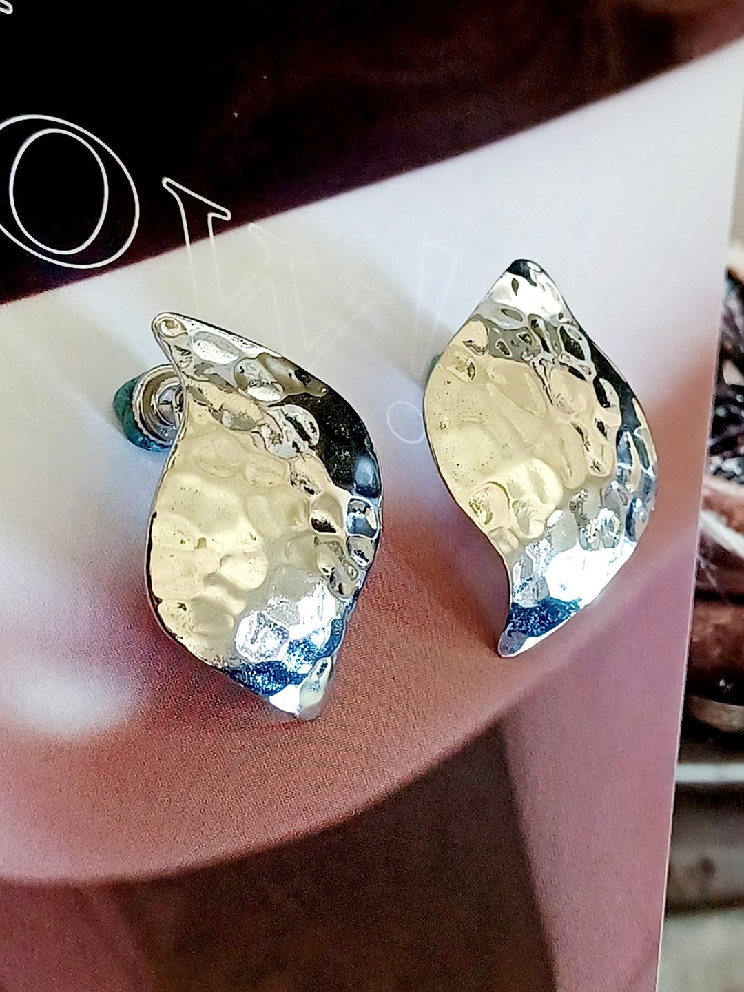 vintage jewelry  时尚简约敲击痕金属 夹式耳环 - 耳环/耳夹 - 其他金属 