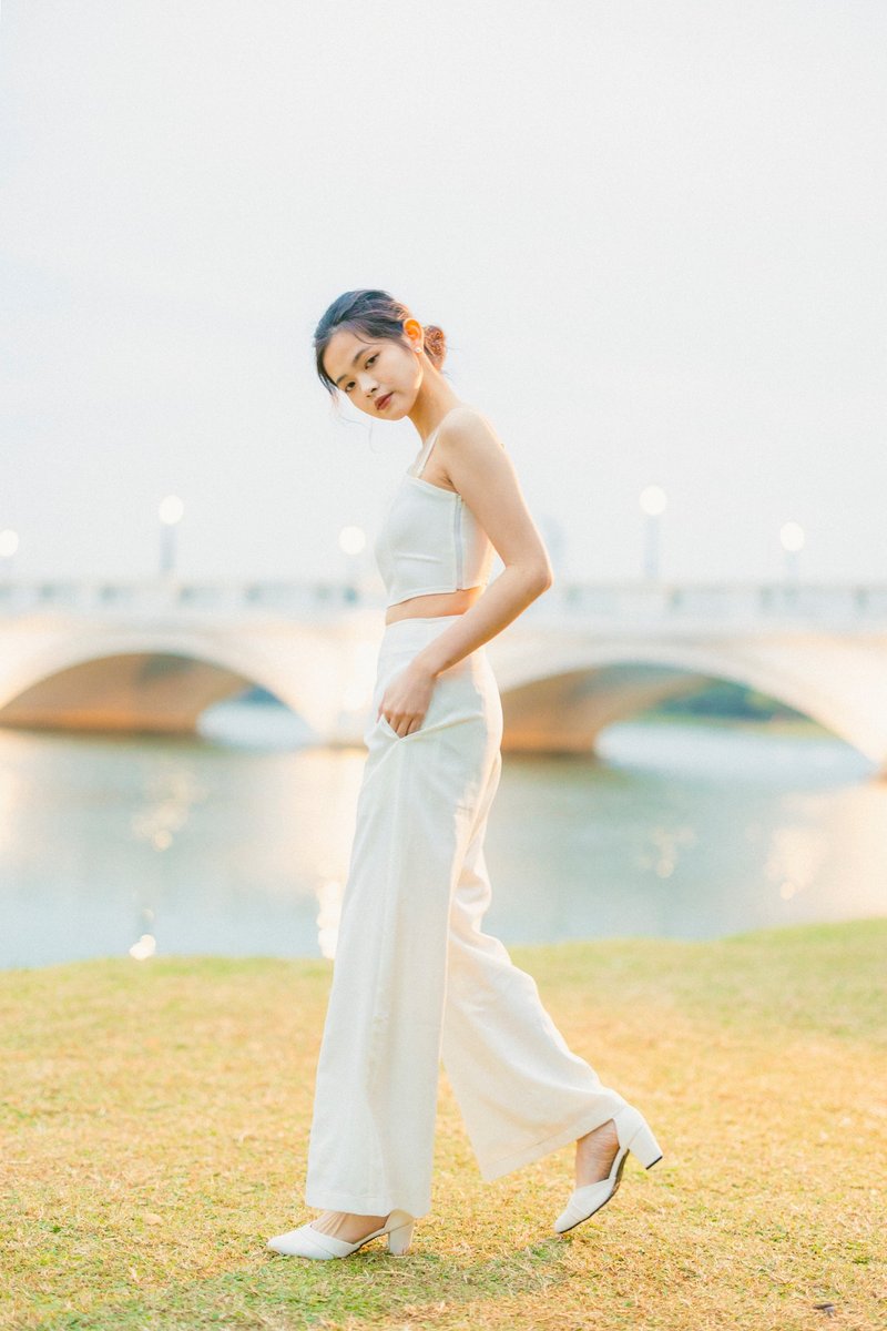 两件式简约裤装       轻婚纱首选 - 洋装/连衣裙 - 其他材质 白色