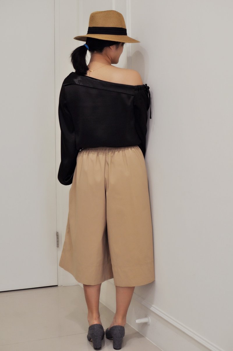 Flat 135X台湾设计师 卡其色 深蓝色 宽裤 八分裤 腰部松紧 - 女装长裤 - 棉．麻 卡其色