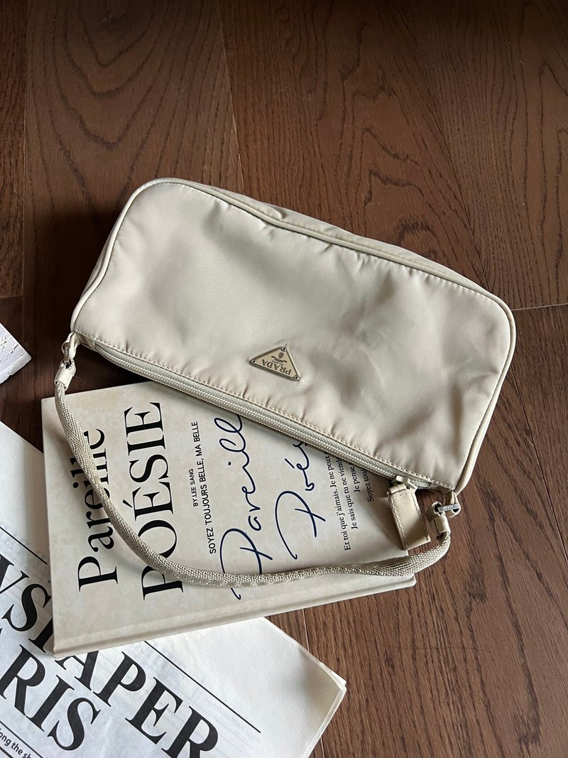 Prada 尼龙手提包 - 手提包/手提袋 - 尼龙 白色