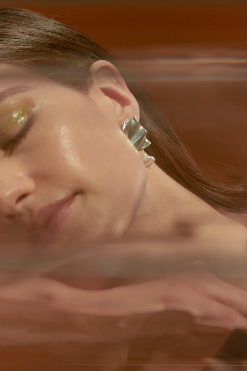 Flow - 流 宽版耳环(珍珠垂坠) Flow Board earring - 耳环/耳夹 - 珍珠 银色