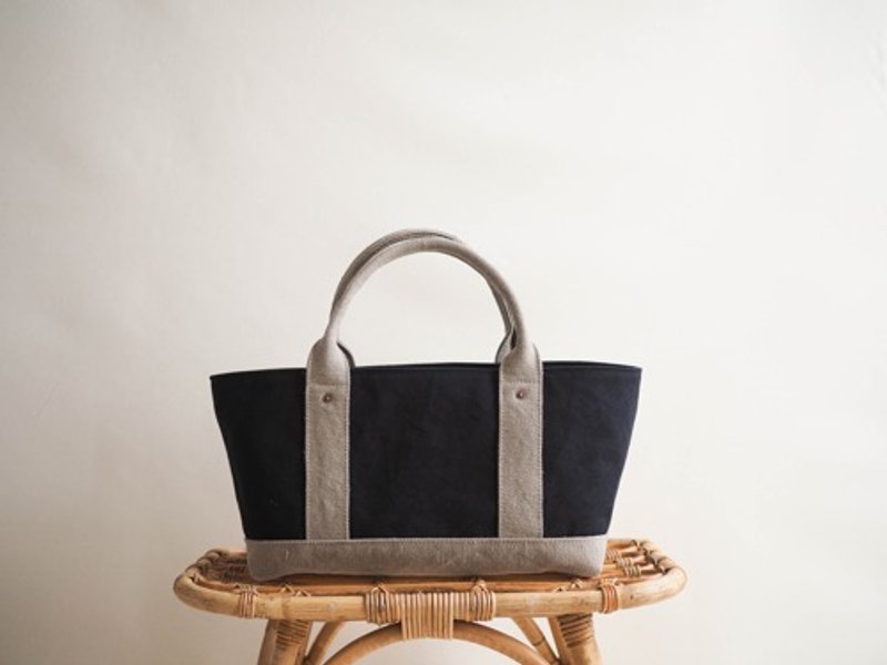 Made-to-order tote with lid oblong black x tan beige - 手提包/手提袋 - 棉 黑色