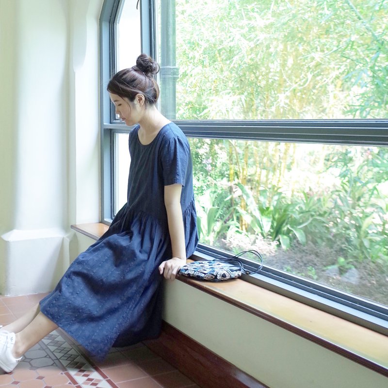 腼腆蓝 纯棉格子洋装 - 洋装/连衣裙 - 棉．麻 蓝色