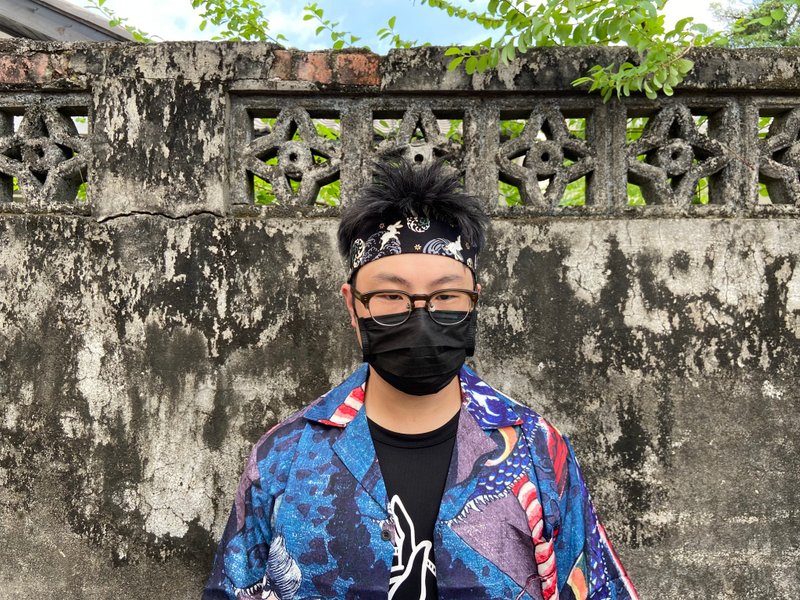 男生头带 / 一片式发带 / 烫金兔子 - 发带/发箍 - 棉．麻 黑色