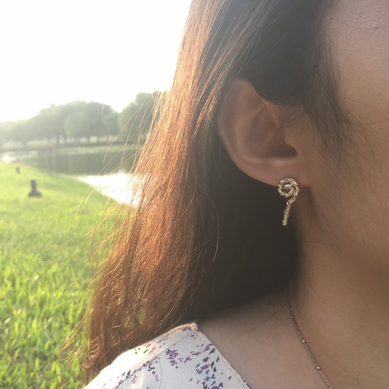 拐杖糖耳环 - 耳环/耳夹 - 纯银 银色