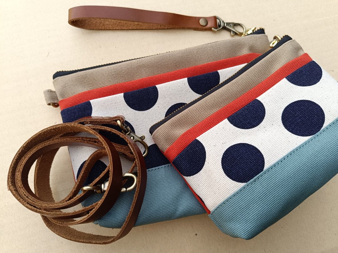 手拿包 Lovely Canvas Pouch and Crossbody, Set of 2 size, Polka Dot Design 化妆包 /收纳袋 - 皮夹/钱包 - 棉 橘色