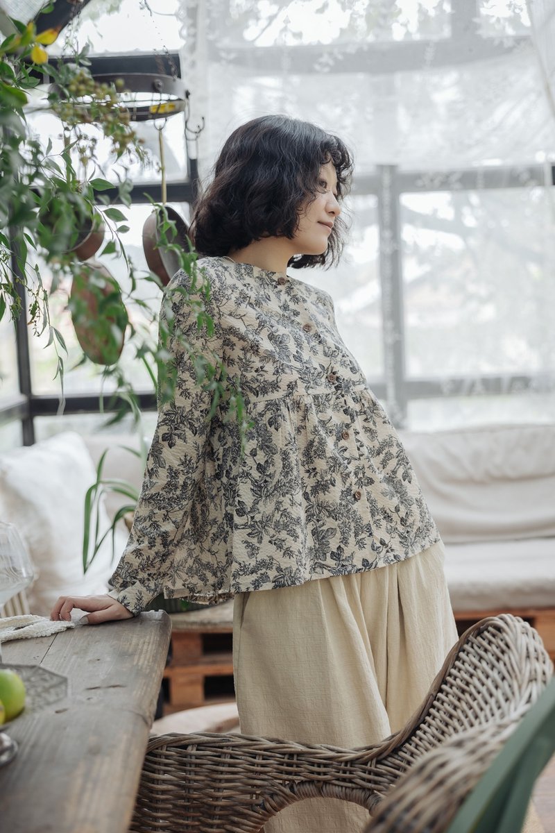 Local gal 日本进口面料复古自然感米色植物印花盐缩褶皱上衣衬衫 - 女装上衣 - 棉．麻 白色