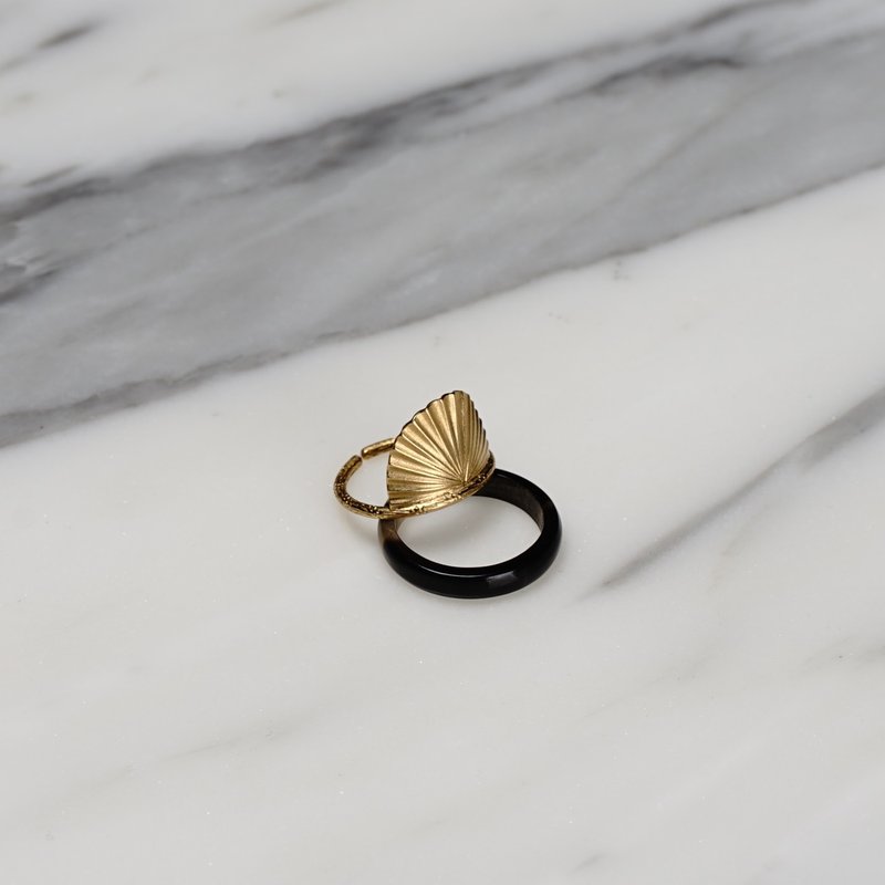 法国独立设计师 巴黎工坊匠人手作 PAPYRUS 戒指 - 戒指 - 铜/黄铜 金色