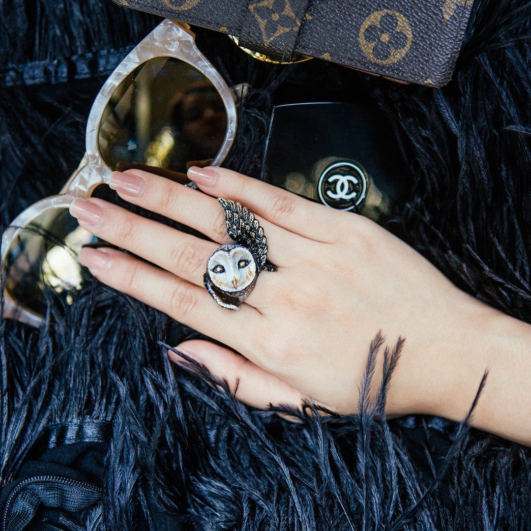 Nighty night barn owl ring - 戒指 - 其他金属 黑色