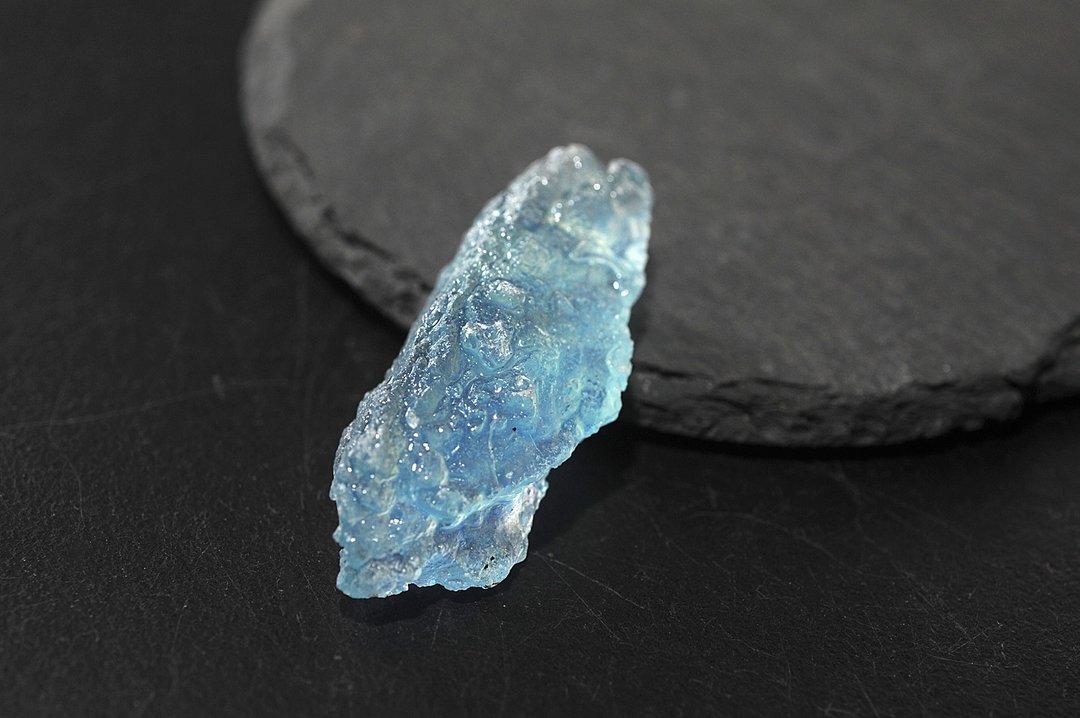 海蓝宝原矿 矿石/水晶/灵修/开运/招财/破煞/防小人 - 摆饰 - 半宝石 