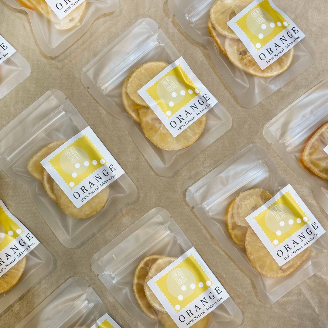 【婚礼果物 100入】100%新鲜水果干 二进礼物 迎宾礼 伴手礼 包邮 - 水果干 - 防水材质 橘色