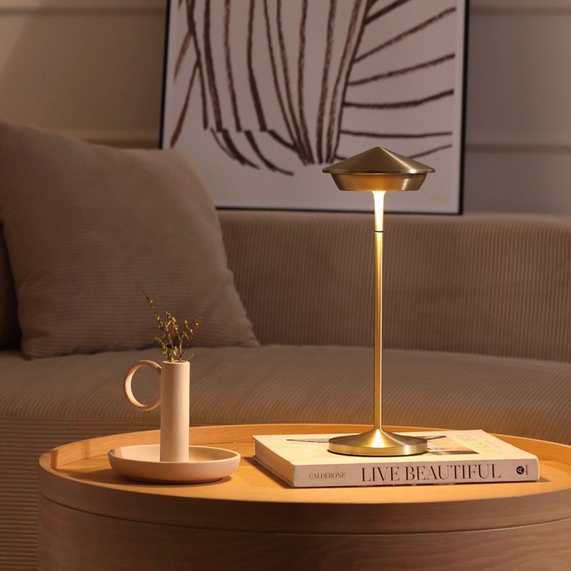 Yuri 移动餐桌灯 LED桌灯  | 新年礼 生日礼 入厝礼 - 灯具/灯饰 - 其他金属 