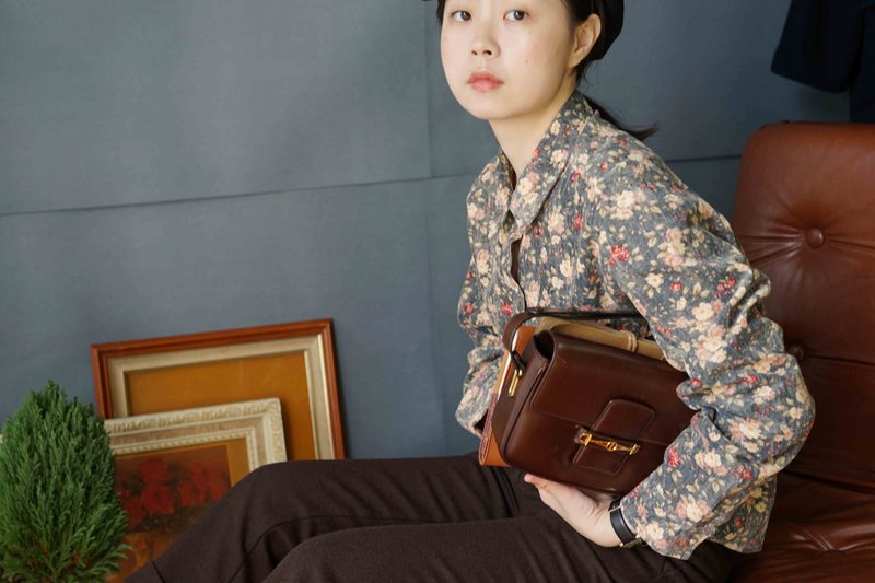 寻宝古着-复古灰蓝花卉灯芯绒衬杉 - 女装衬衫 - 棉．麻 蓝色