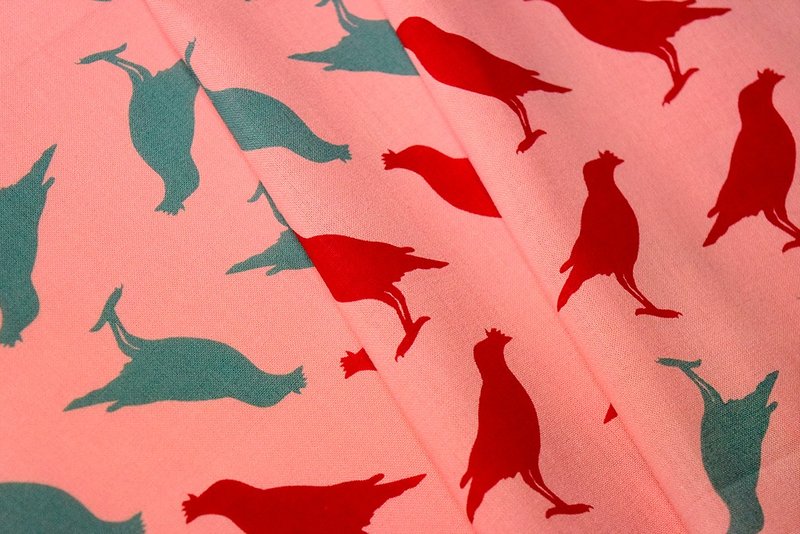 宽幅平织印花棉布/台湾八哥5号/桃粉蓝红 - 编织/刺绣/羊毛毡/裁缝 - 棉．麻 粉红色