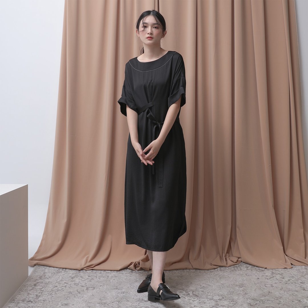 Wangyou_忘忧绑带洋装_22AF101_黑 - 洋装/连衣裙 - 聚酯纤维 黑色