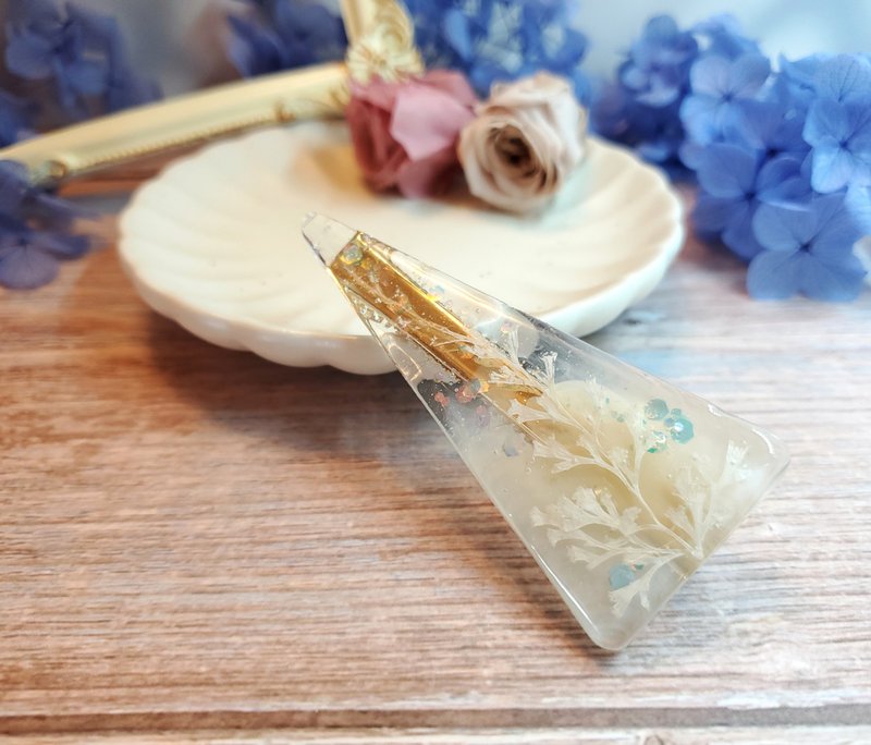 丝路 蕾丝蕨永生花奶茶色树脂发夹 - 发饰 - 树脂 白色