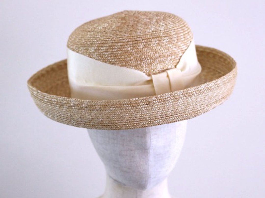 Straw Hat Sailor Hat Irene White Ribbon - 帽子 - 其他材质 白色