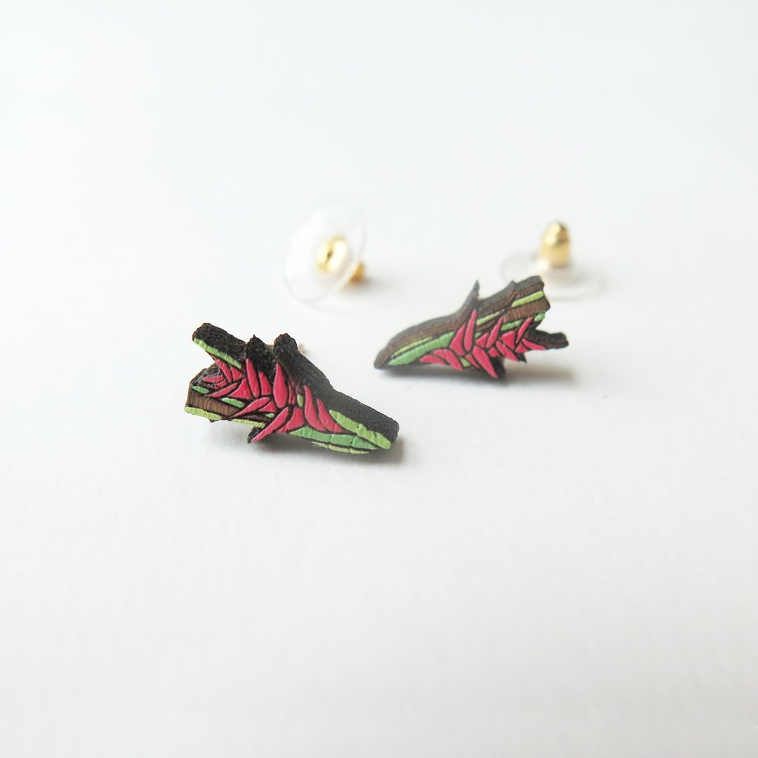 Wooden earring heliconia spray - 耳环/耳夹 - 木头 红色