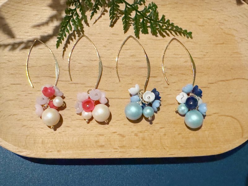 蓝色粉红花团哑光珠 手工软陶耳环 | 耳夹 - 耳环/耳夹 - 其他材质 蓝色