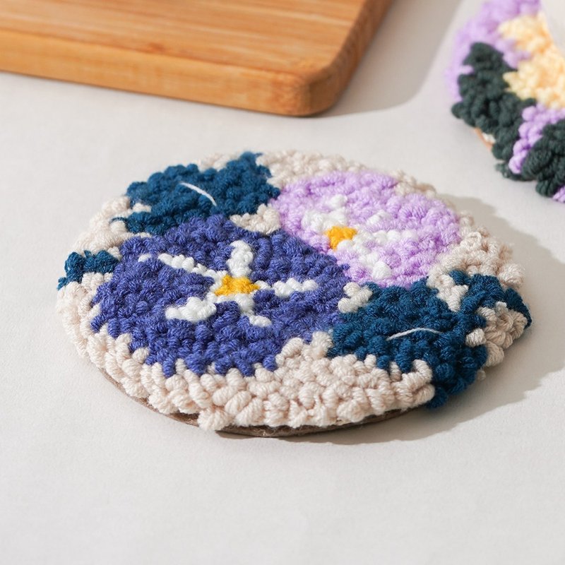【朝颜】戳绣材料包 牵牛花杯垫 DIY  (不含戳针) | XiuCrafts - 编织/刺绣/羊毛毡/裁缝 - 绣线 