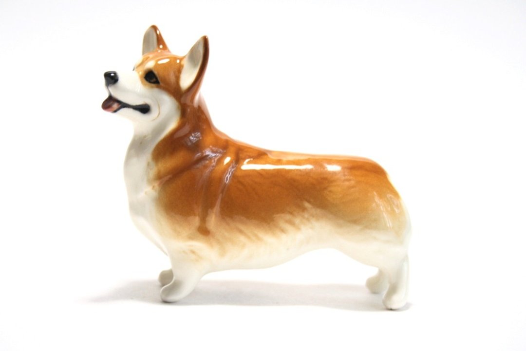 Welsh corgi pembroke dog porcelain figurine handmade statuette - 摆饰 - 瓷 