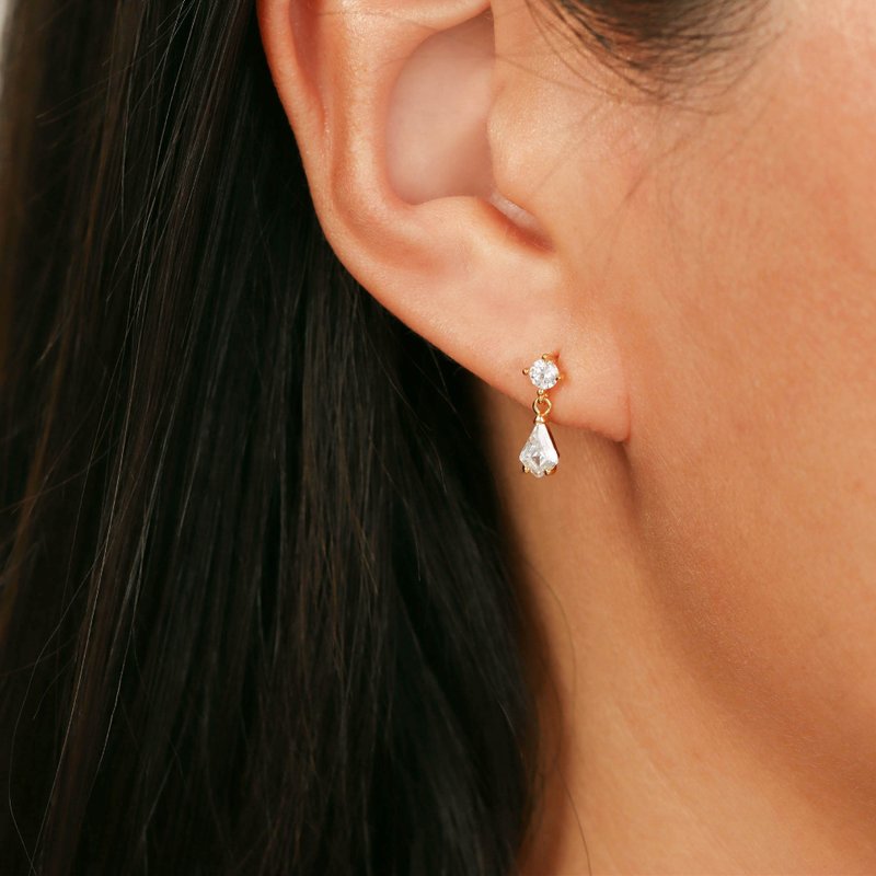 s925銀幾何菱形水滴鑽耳釘耳飾品 精緻小巧日常通勤風耳飾 媽媽禮 - 耳环/耳夹 - 银 金色