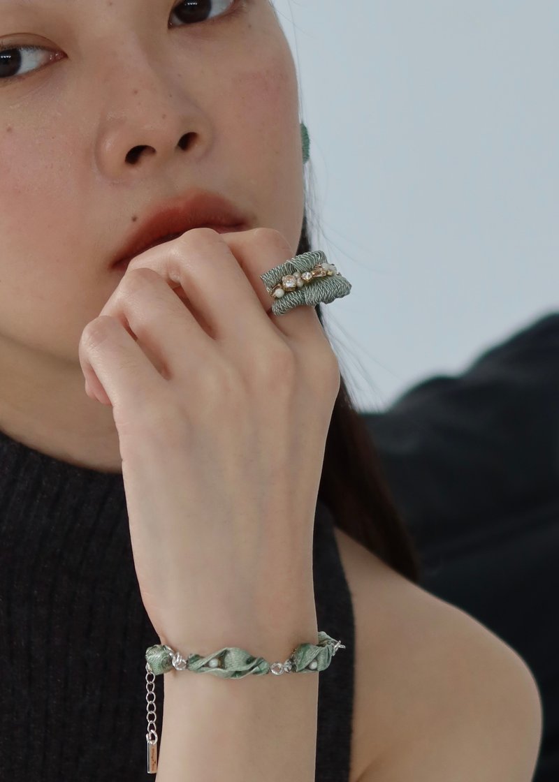 尼斯的微风开口戒/可自行调整戒围 - 戒指 - 树脂 绿色