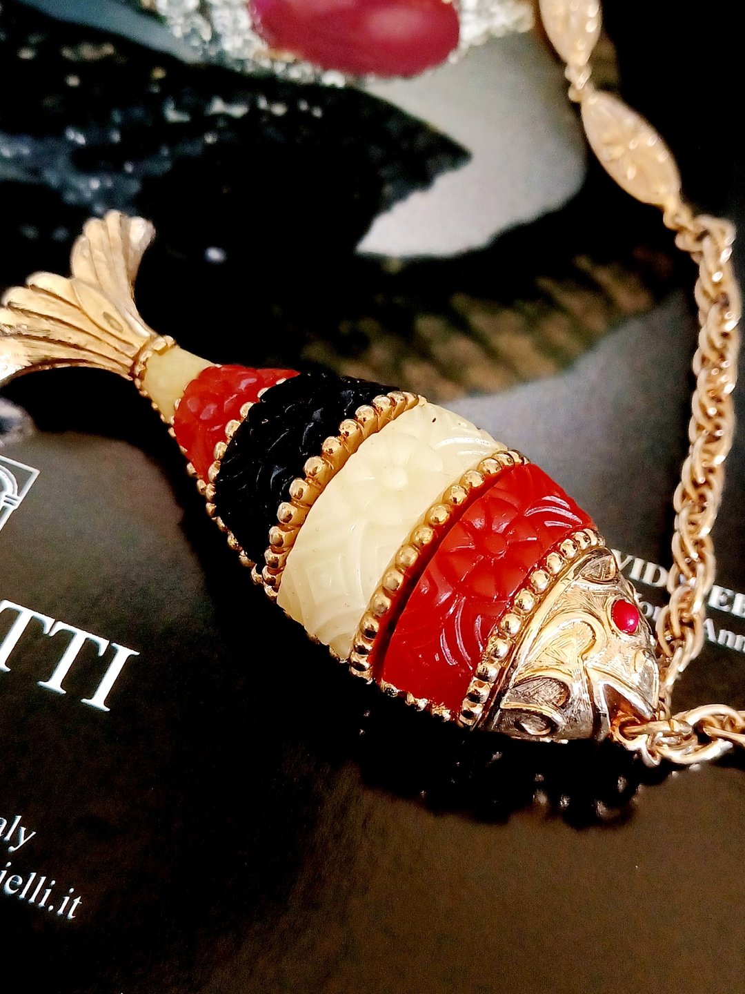 vintage jewelry   古董赛珞珞彩色鱼形 项链 - 手链/手环 - 其他金属 