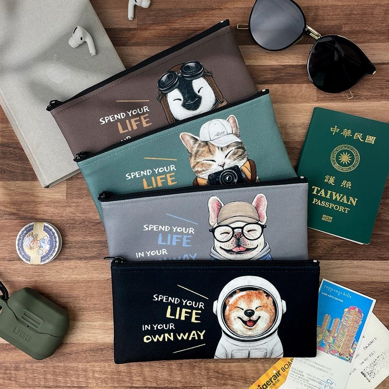 【动物插画故事笔袋】实用百搭生活小物/拉链收纳笔袋 - 铅笔盒/笔袋 - 其他人造纤维 多色