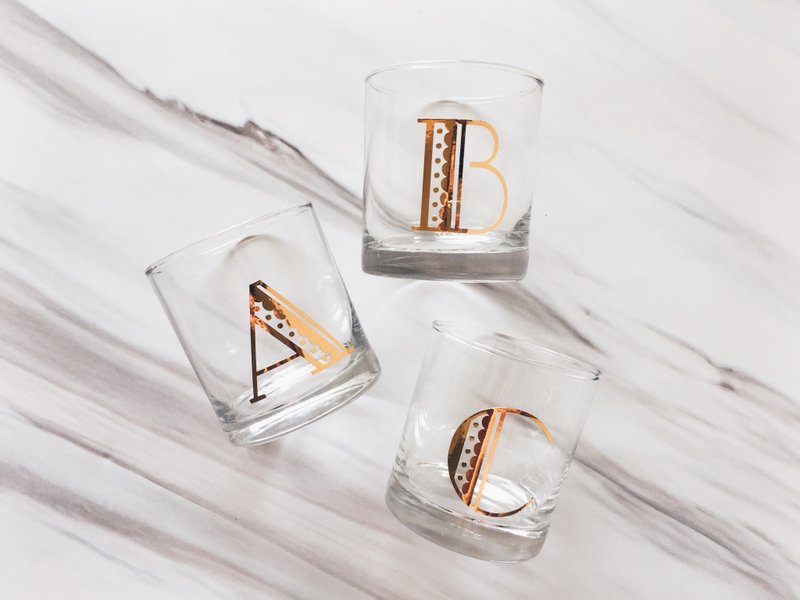 定制化威士忌杯 - 金色字母 - 1杯 - 咖啡杯/马克杯 - 玻璃 金色