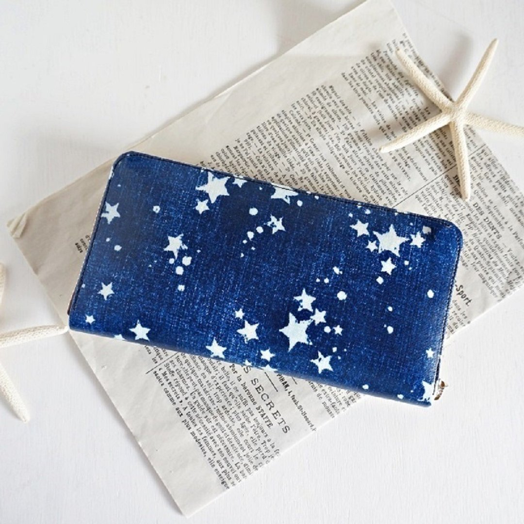 Blue round zipper wallet with denim and star - 皮夹/钱包 - 其他材质 蓝色