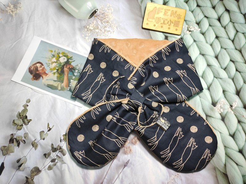 韩国设计师薄棉布玩球猫手作围脖-不分年龄围脖-围巾-脖围-暖和 - 围巾/披肩 - 棉．麻 