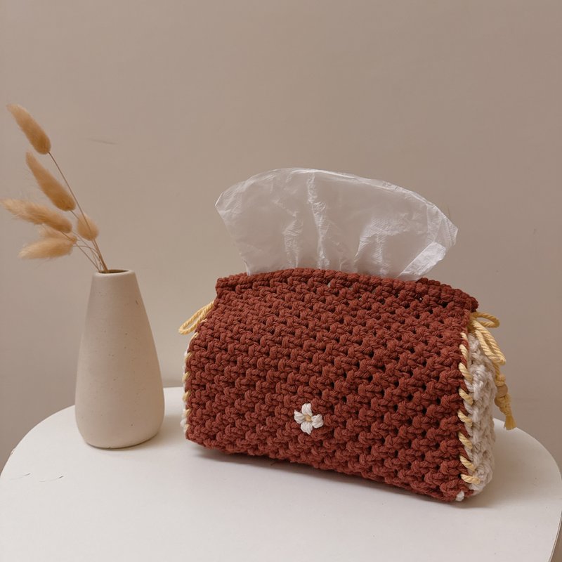 Tannpopo 手作编织 日系拼接 小花卫生纸套 - 纸巾盒 - 棉．麻 白色