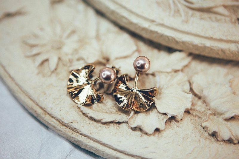 COR-DATE前后配戴银杏叶耳环-耳针 - 耳环/耳夹 - 其他金属 